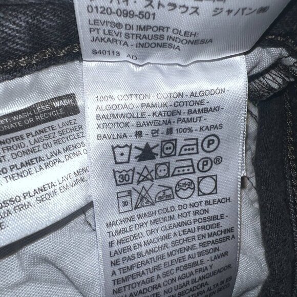 Levi's Women 501 Straight Leg Jeans - Picture 8 of 9